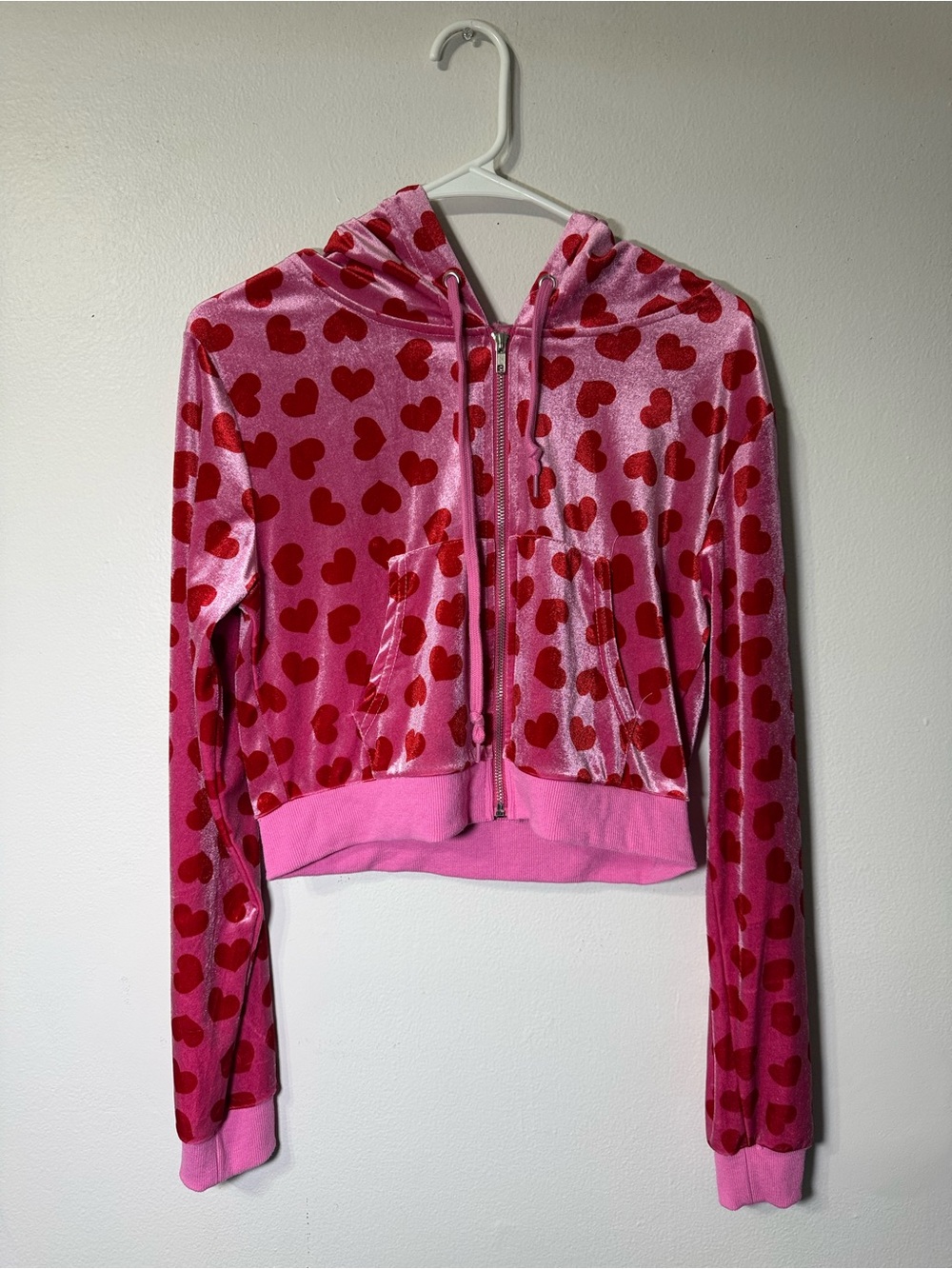 Sugar Thrillz Pink & Red Heart Velour Cropped Zip-Up Hoodie Sz L